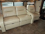 2014 Winnebago Sightseer Photo #24