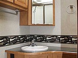 2015 Winnebago Sightseer Photo #13