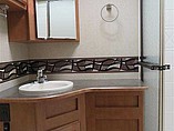 2015 Winnebago Sightseer Photo #15