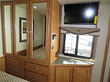 2015 Winnebago Sightseer Photo #18