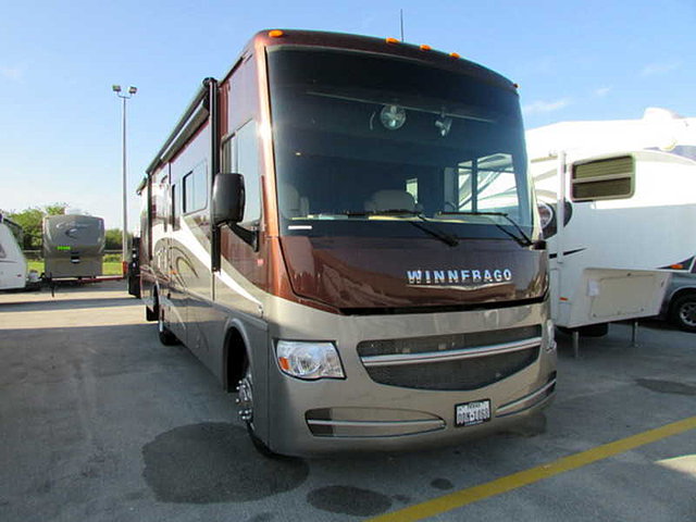 2014 Winnebago Sightseer Photo