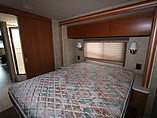 2008 Winnebago Sightseer Photo #11