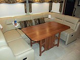 2015 Winnebago Sightseer Photo #25
