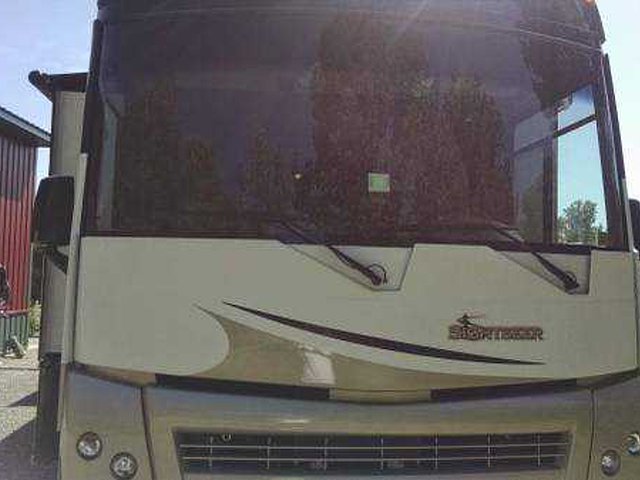 2011 Winnebago Sightseer Photo