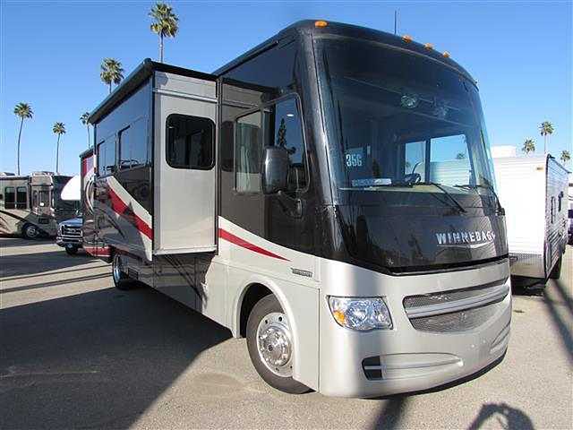 2015 Winnebago Sightseer Photo