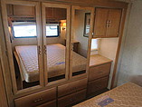 2008 Winnebago Sightseer Photo #16