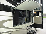 2015 Winnebago Sightseer Photo #9