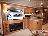 2016 Winnebago Sightseer Photo #5