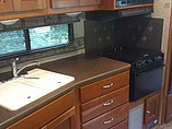 2010 Winnebago Sightseer Photo #8