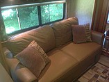 2010 Winnebago Sightseer Photo #10