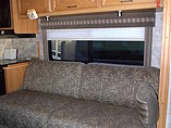 2007 Winnebago Sightseer Photo #7