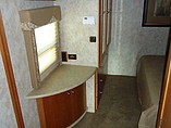 2009 Winnebago Sightseer Photo #12