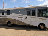 2009 Winnebago Sightseer Photo #19