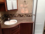 2015 Winnebago Sightseer Photo #16