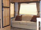 2007 Winnebago SunnyBrook Photo #6