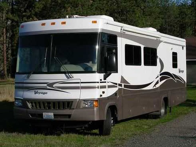 2005 Winnebago Winnebago Photo