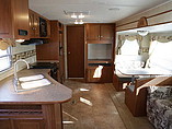 2011 Winnebago SunnyBrook Photo #7