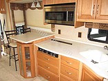 2006 Winnebago Tour Photo #9