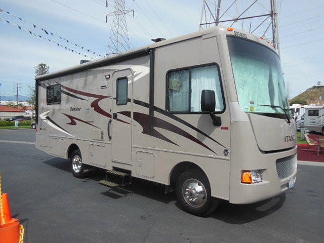 2014 Winnebago Winnebago Photo
