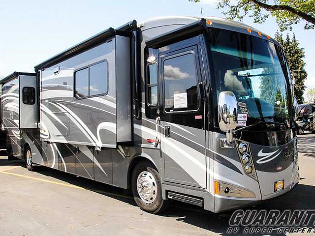 2011 Winnebago Tour Photo