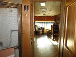 2006 Winnebago Tour Photo #49