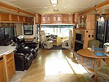 2006 Winnebago Tour Photo #50