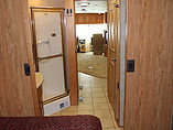 2006 Winnebago Tour Photo #3