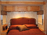 2006 Winnebago Tour Photo #11