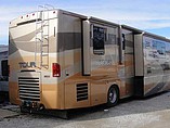 2007 Winnebago Tour Photo #3