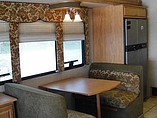 2007 Winnebago Tour Photo #10