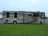 2006 Winnebago Tour Photo #7