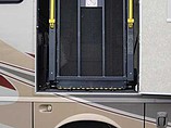 2009 Winnebago Tour Photo #3