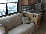 2009 Winnebago Tour Photo #8