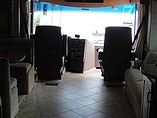 2009 Winnebago Tour Photo #24