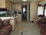 2006 Winnebago Tour Photo #6