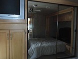 2006 Winnebago Tour Photo #17