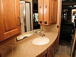 2008 Winnebago Tour Photo #11