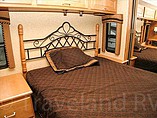 2008 Winnebago Tour Photo #15