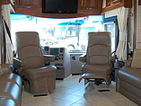 2009 Winnebago Tour Photo #8