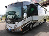 2013 Winnebago Tour Photo #9