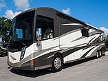 2013 Winnebago Tour Photo #1