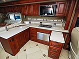 2013 Winnebago Tour Photo #5