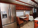 2013 Winnebago Tour Photo #7
