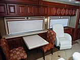 2013 Winnebago Tour Photo #8