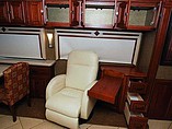 2013 Winnebago Tour Photo #9