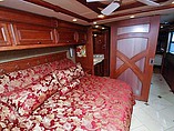 2013 Winnebago Tour Photo #15