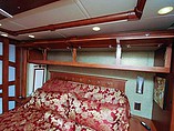 2013 Winnebago Tour Photo #18