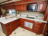 2013 Winnebago Tour Photo #41