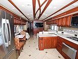 2013 Winnebago Tour Photo #47