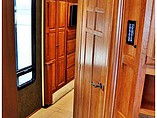 2015 Winnebago Tour Photo #27
